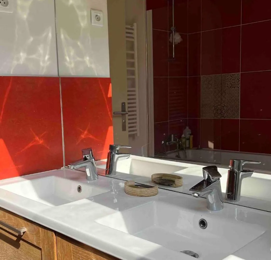 Large, Quiet, Familial Top Floor Duplex Paris