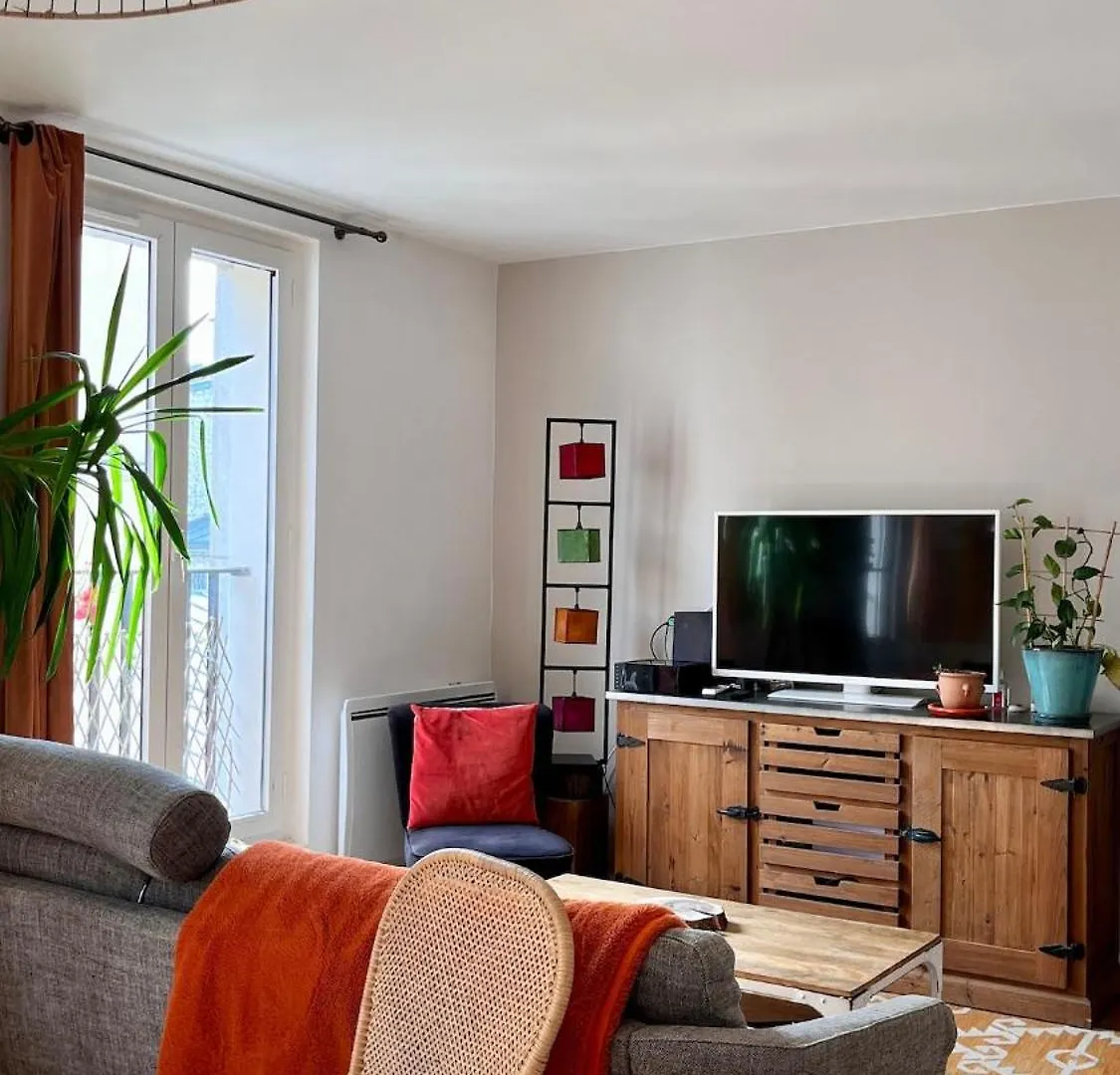 Large, Quiet, Familial Top Floor Duplex Paris Apartment
